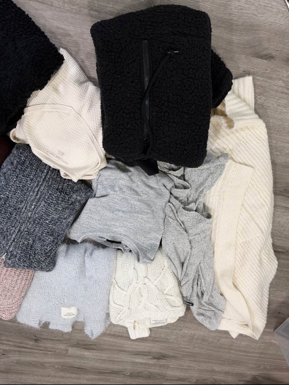 American Eagle , Zara , Abercrombie y2k bundle - Picture 2 of 6